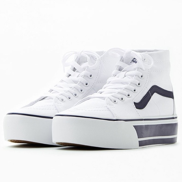 VANS White & Navy Sk8-Hi Tapered Stackform Sneakers 9 Men and 10.5 Women NWOB - Picture 1 of 10